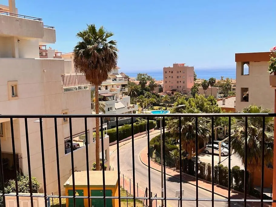 Benalmadena Costa Malaga Apartamento Muy Acogedor Con Vistas Al Mar Terraza Gigante Para Verano E Invierno Parking